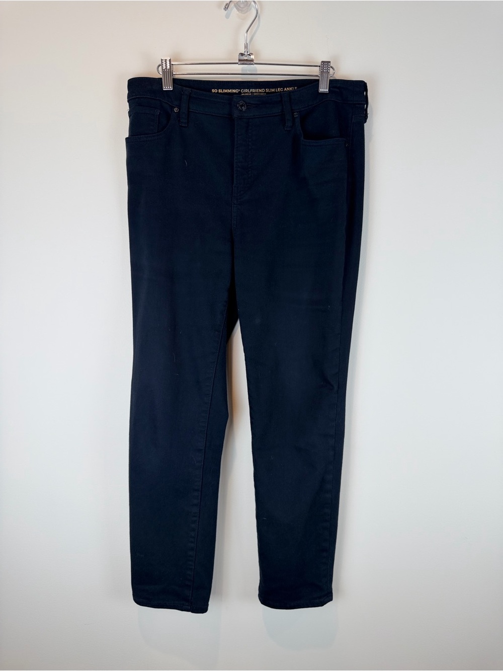 Chico's Black Ankle-Length So Slimming Girlfriend Jeans 8R or 1R